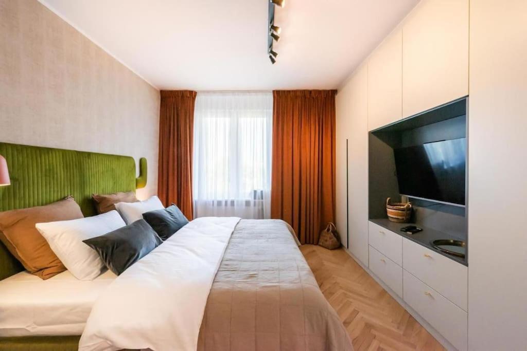 Eclectic City Apartment Near Old Town Varşovia Exterior foto